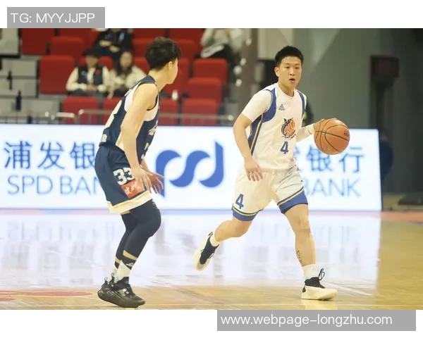 CBA同曦男篮迎战天津队全力争胜展现团队实力与战术配合 CBA同曦男篮迎战天津队全力争胜展现团队实力与战术配合