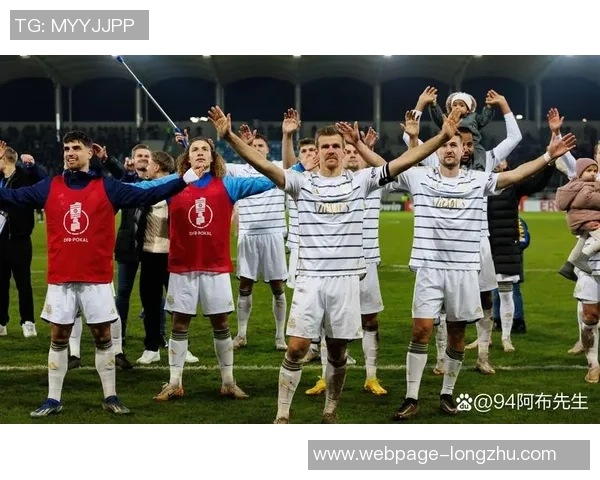 克罗斯领衔球队新篇章展望未来足球之路与个人成就的完美结合